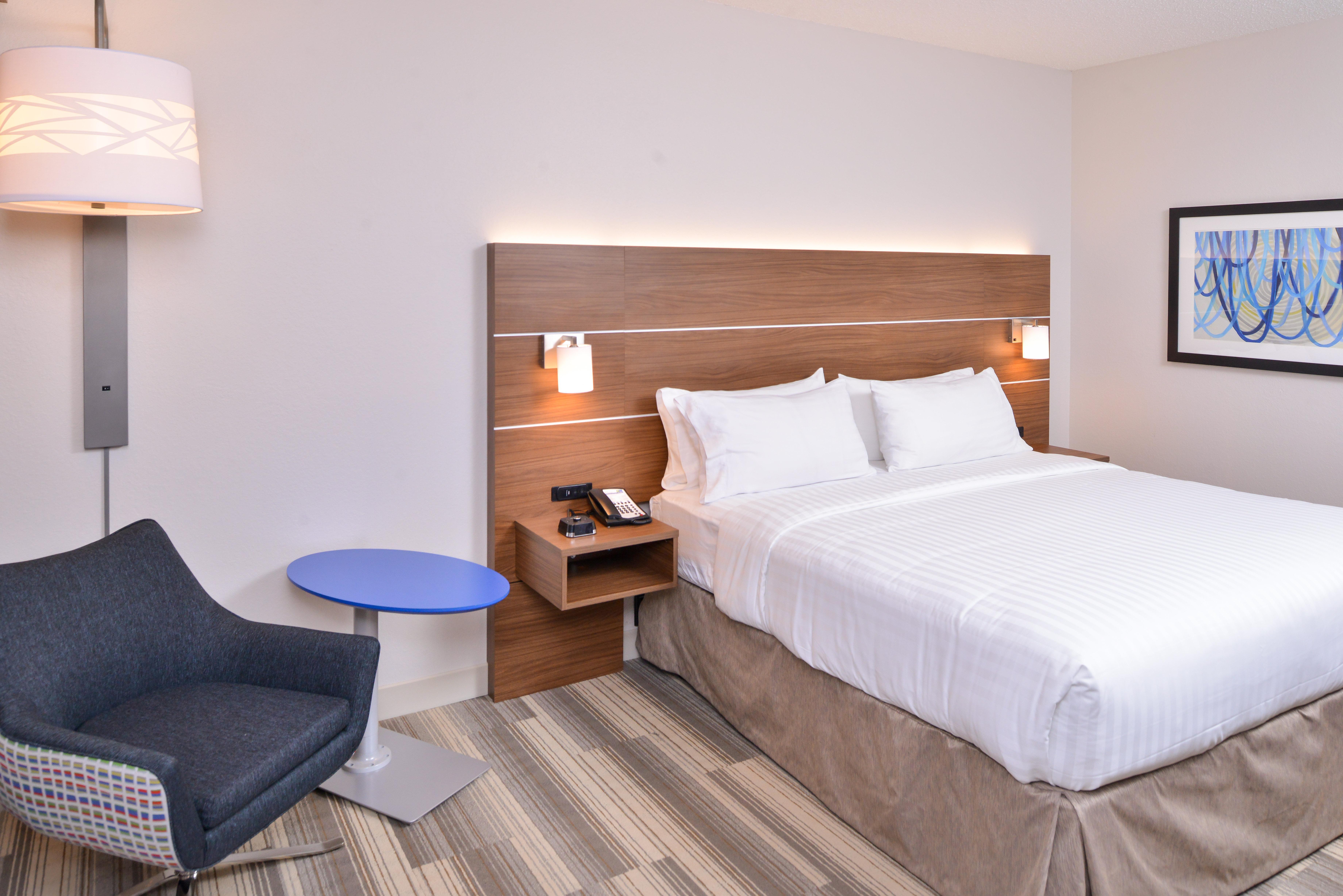 Holiday Inn Express Hotel & Suites Indianapolis Dtn-Conv Ctr By Ihg Exterior foto